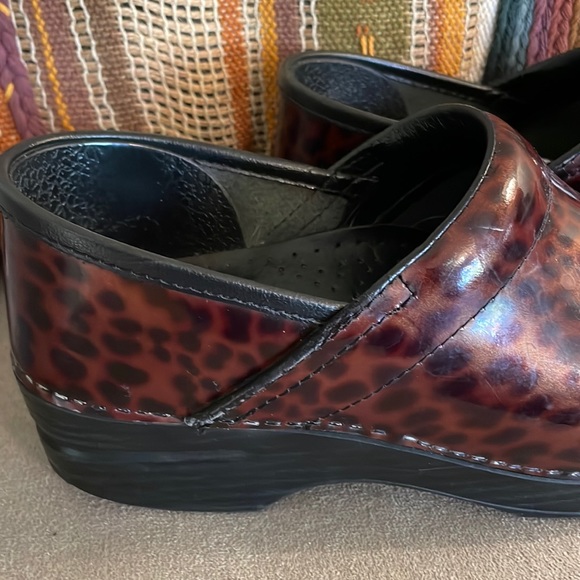 Dansko clog size 38 - Picture 6 of 9